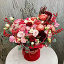 Hat box with flowers 'New Year's Carnival'