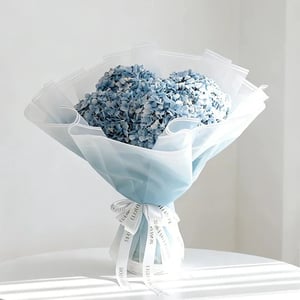 Blumenstrauß 'Hortensie Ozeanische Serenade'