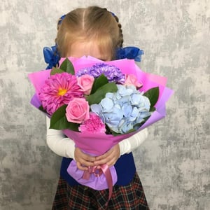 Bouquet of Hydrangeas, Roses and Chrysanthemums