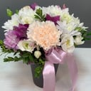 Arreglo floral 'Una copa de flores delicadas'