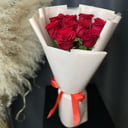 Bouquet of red roses