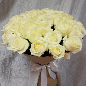 Ramo 'Bouquet of 51 white roses'