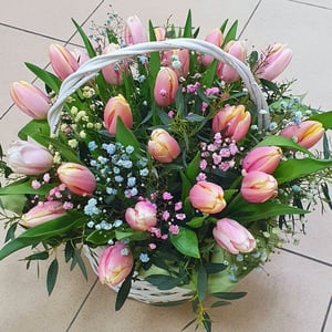 Flower basket 'Spring dew'