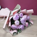 Blumenstrauß '9 peonies in decoration'