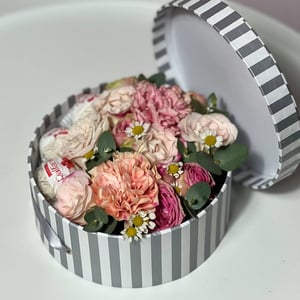 Flower box 'Mother's Day Gift Set Size S'
