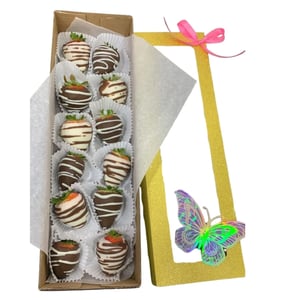 Box of 10 chocolate-covered strawberries