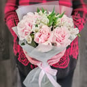 Bouquet of 5 French roses with alstroemeria