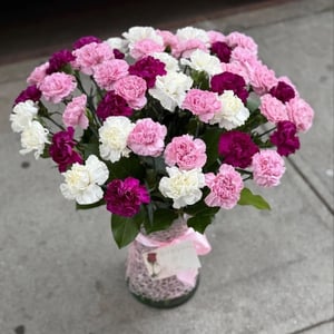 Bouquet 'Carnation in vase'