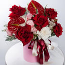 Hat box with flowers 'Magic of colors'