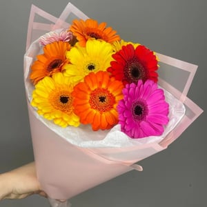 Blumenstrauß '9 leuchtende Gerberas'