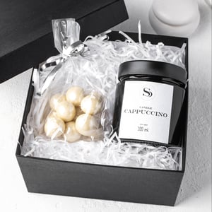 Gift set candle and candies