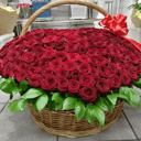 Blumenarrangement '301 roses in a basket'
