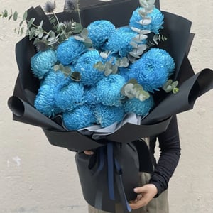 Ocean Blue Chrysanthemum Bouquet