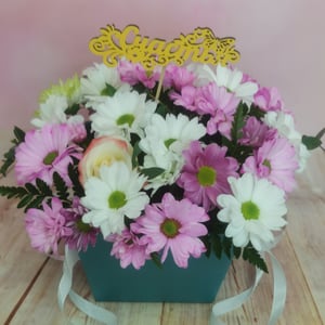 Flower box 'A little surprise'