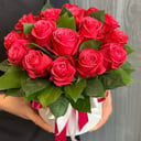 Blumenbox 'Box of red roses'