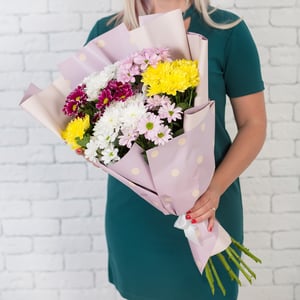 Bouquet of 9 chrysanthemums