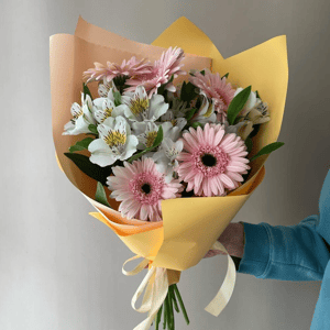 Bouquet with Gerbera and Alstromeria