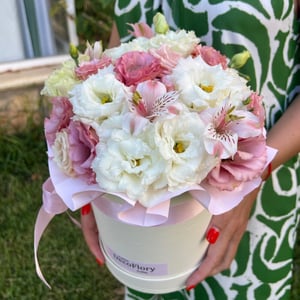 Hat box with flowers 'Box 01'