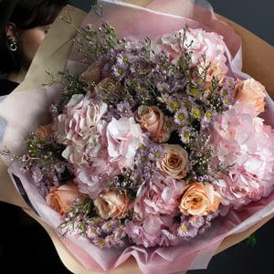 Blumenstrauß 'Valentinstag 1'