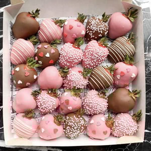 Strawberries in chocolate 25pcs