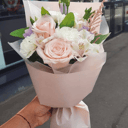 Bouquet of roses, alstroemeria and eustoma