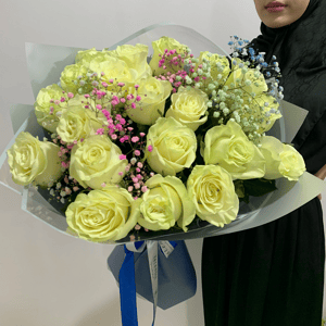 Gorgeous bouquet of white roses