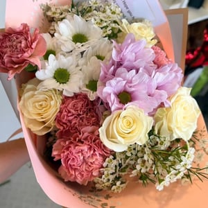 Bouquet 'Daisies and roses'