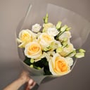 7 roses and eustoma in a stylish bouquet