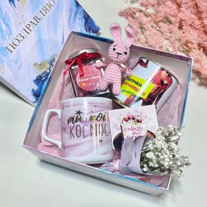 Geschenkset „Hase mit Blumenstrauß“