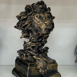 Figurine "Lion"