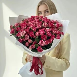 Blumenstrauß 'Bouquet aus 25 Sprayrosen'