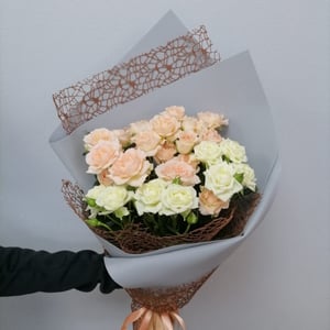 Bouquet of delicate spray roses