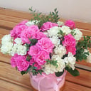 Blumenbox 'Rosen in einer Hutschachtel'