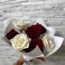 Ramo 'Rojo sobre blanco'