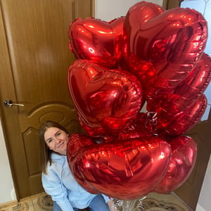 10 scarlet foil balloons