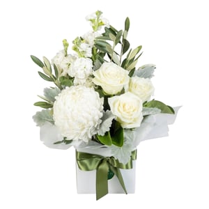 Flower box 'Pure Bliss Rose'