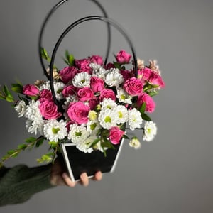 Flower box 'Composition in a bag'