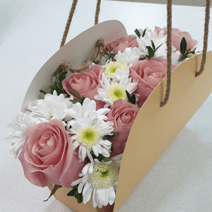 Arrangement 'Handbag of happiness'