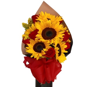 Bouquet de 6 roses et 6 tournesols