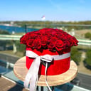 Hat box with flowers 'Flowers in a box 101'