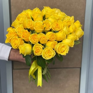 Bouquet of yellow roses