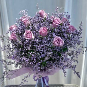 Bouquet 'Roses with limonium'