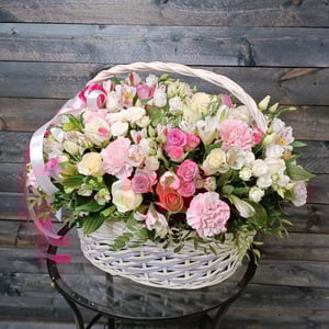 Flower basket 'Charm'