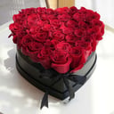 33 rosas rojas en caja