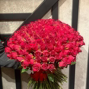 Blumenstrauß 'Bouquet of 151 roses'