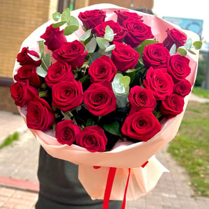 Blumenstrauß '25 Burgunderrosen'