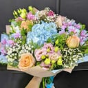Ramo 'Bouquet of hydrangea, eustoma and roses'