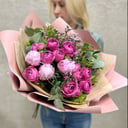 Blumenstrauß 'Pfingstrosen und buschige Pfingstrosen'