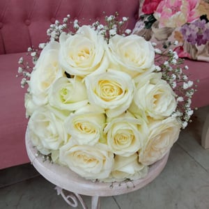 Ramo de Novia de Rosas "Beso Tierno"