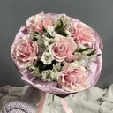 Bouquet of French roses and alstroemeria